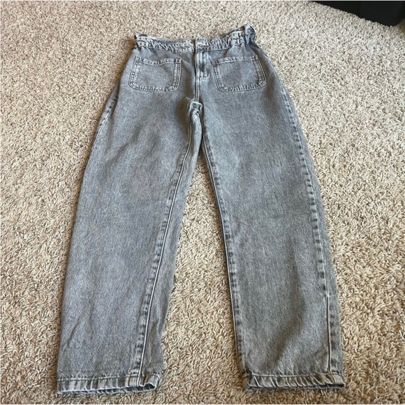 Zara high rise gray denim jeans - Picture 2 of 6
